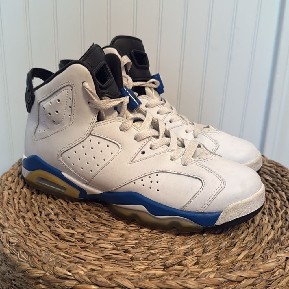 Nike Kids Jordan Retro 6 Sport Blue Shoes - Size 6Y - 384665-107 - Great Cond.